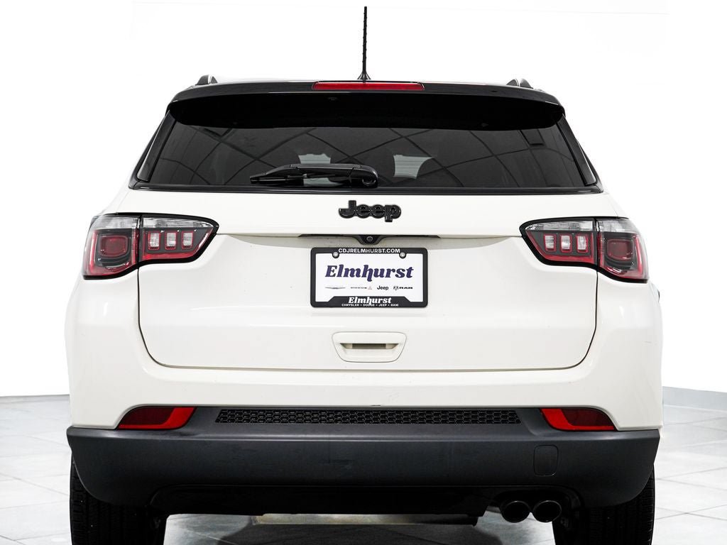 Used 2018 Jeep Compass Latitude FWD image 6