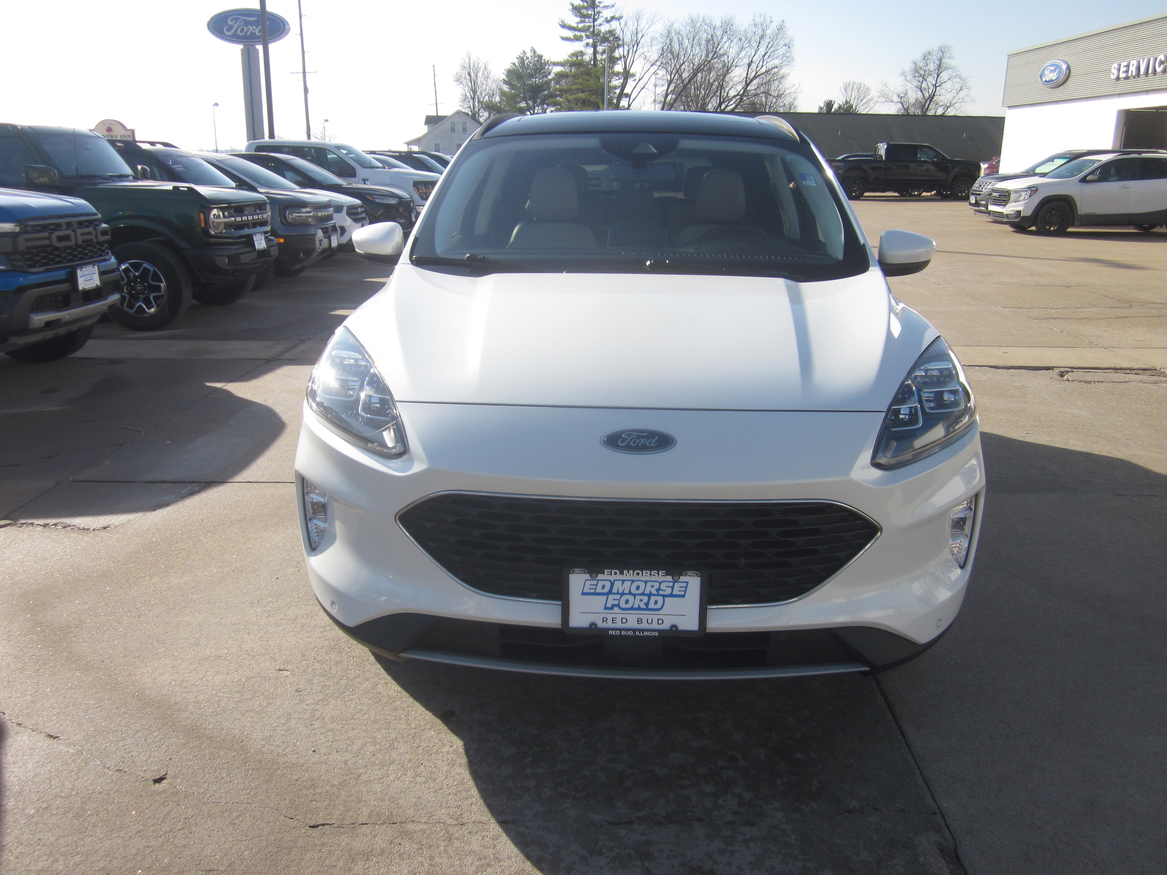 Used 2022 Ford Escape Titanium w/ Class II Trailer Tow Package image 2