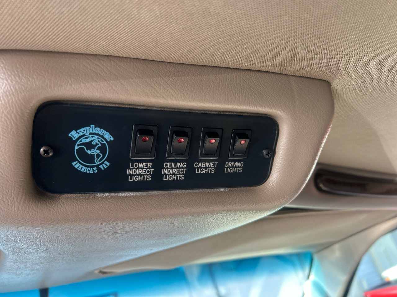 Used 2012 Ford E-150 and Econoline 150 w/ RV Plus Pkg image 18