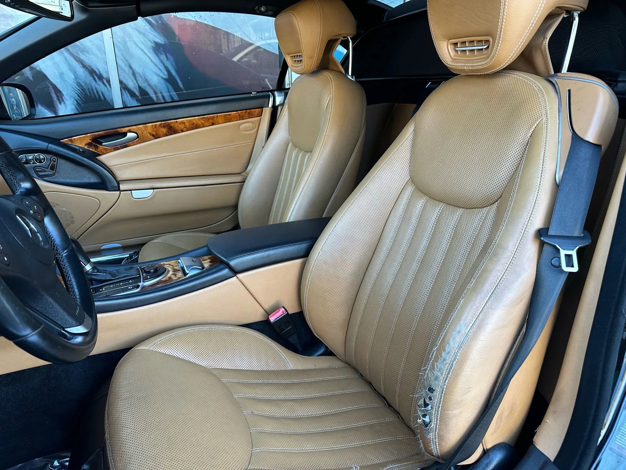 Used 2011 Mercedes-Benz SL 550 image 10