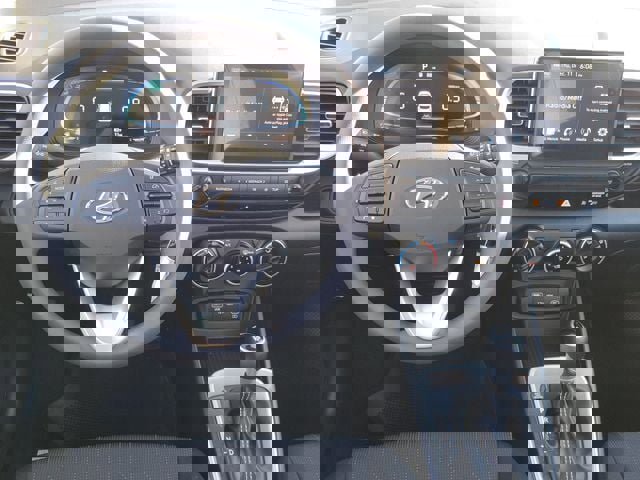 New 2026 Hyundai Venue SE image 4