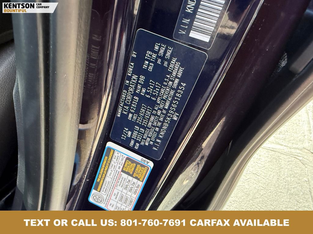 Used 2025 Kia Carnival FWD image 38