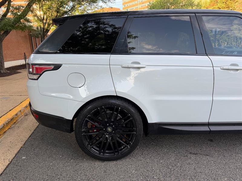 Used 2016 Land Rover Range Rover Sport HSE AWD/4WD image 8