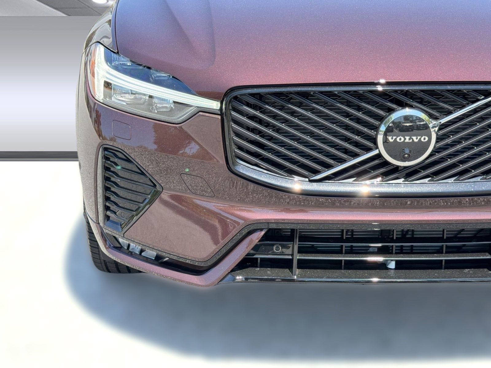 New 2026 Volvo XC60 B5 Plus w/ Climate Package AWD/4WD image 11