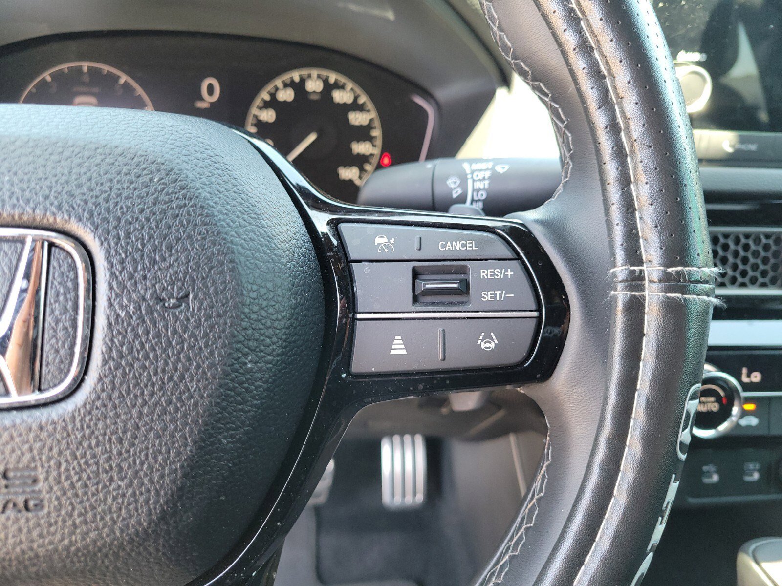Used 2025 Honda Civic Sport image 27
