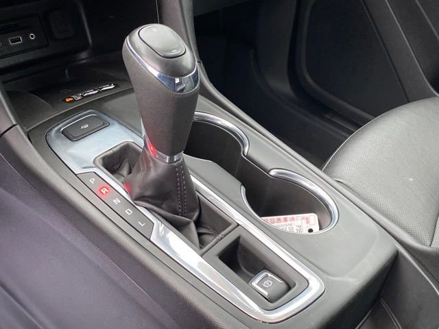 Used 2020 Chevrolet Equinox Premier image 11