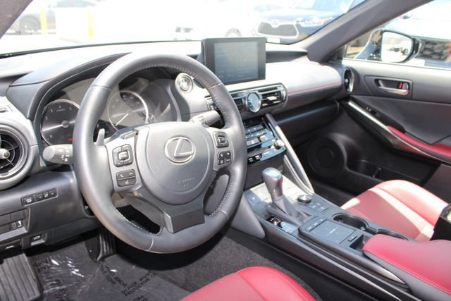 Certified 2025 Lexus IS 300 F Sport RWD image 10