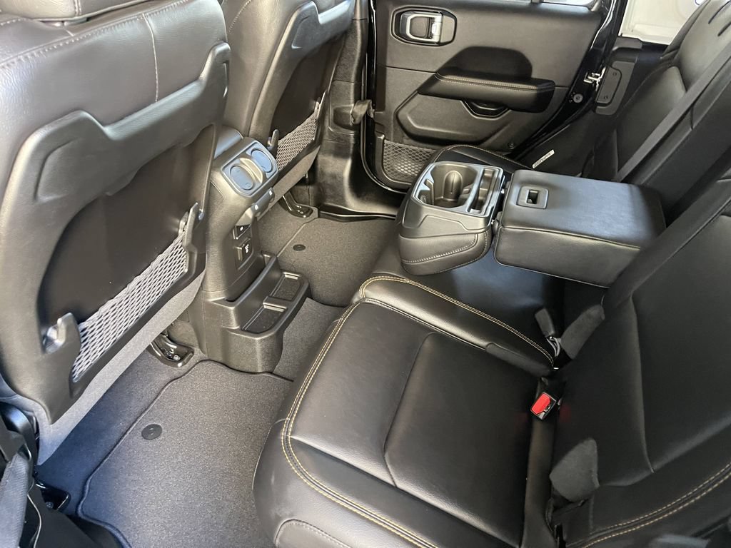 New 2026 Jeep Wrangler Unlimited Sahara AWD/4WD image 14