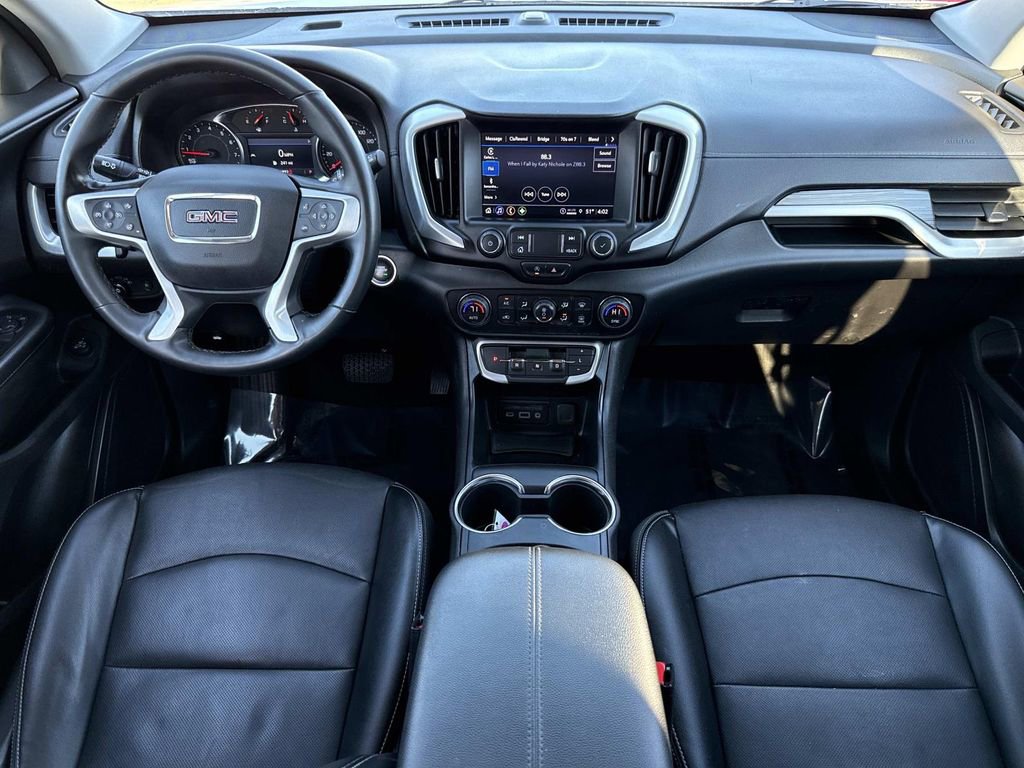Used 2023 GMC Terrain SLT image 20