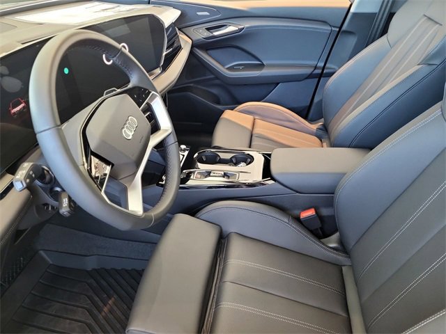 New 2025 Audi Q6 e-tron Premium Plus image 11