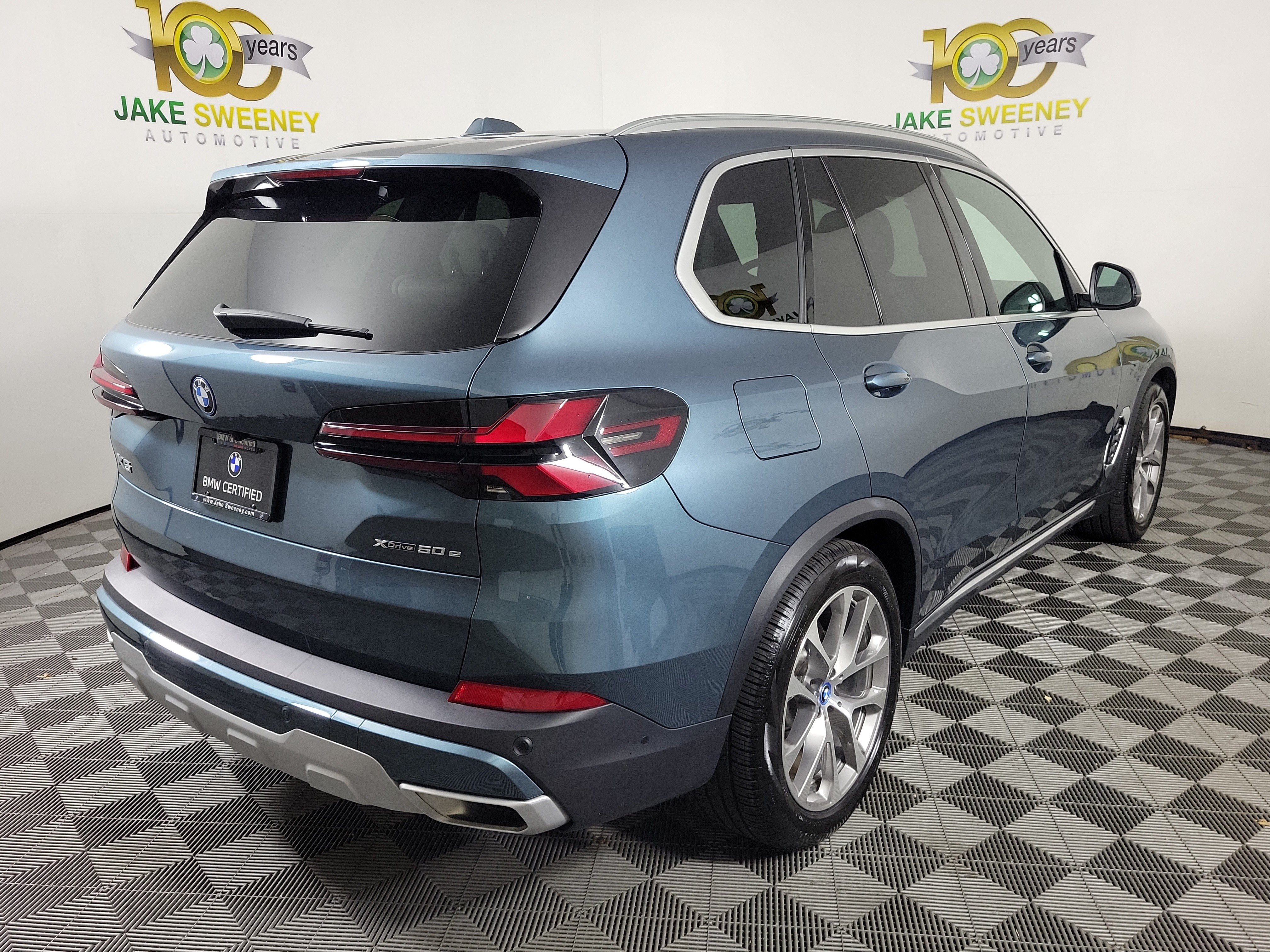 Certified 2024 BMW X5 xDrive50e w/ Executive Package AWD/4WD image 7