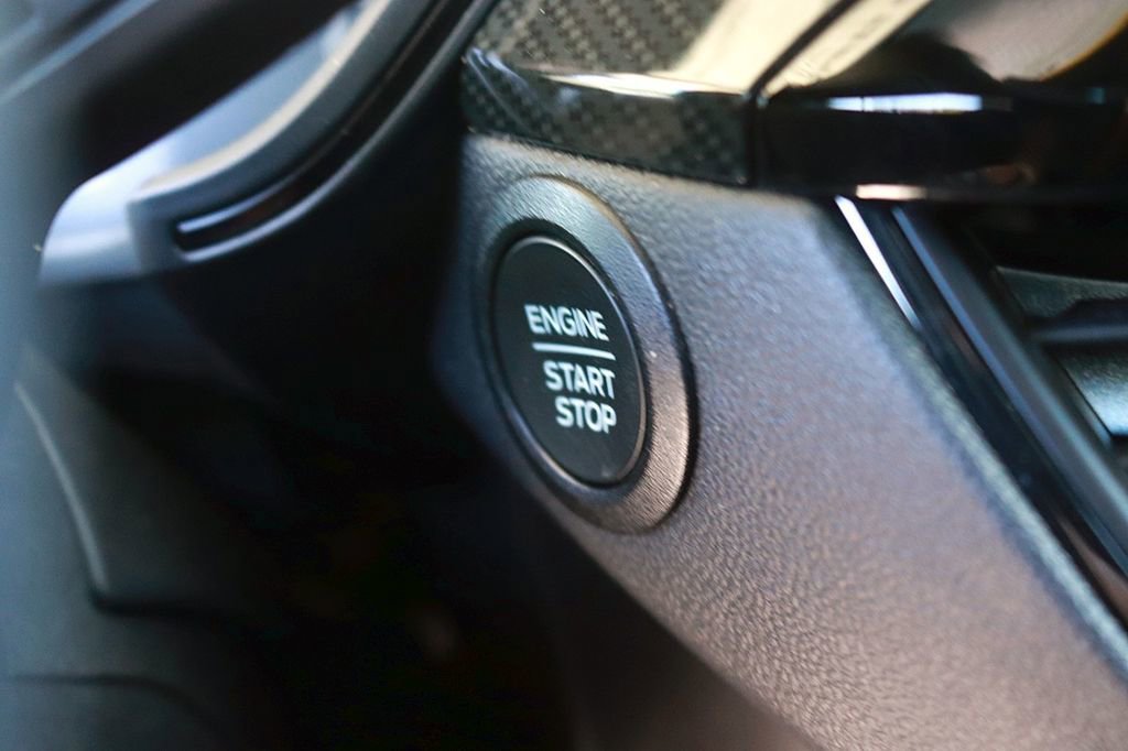 Used 2025 Ford Escape ST-Line AWD/4WD image 24