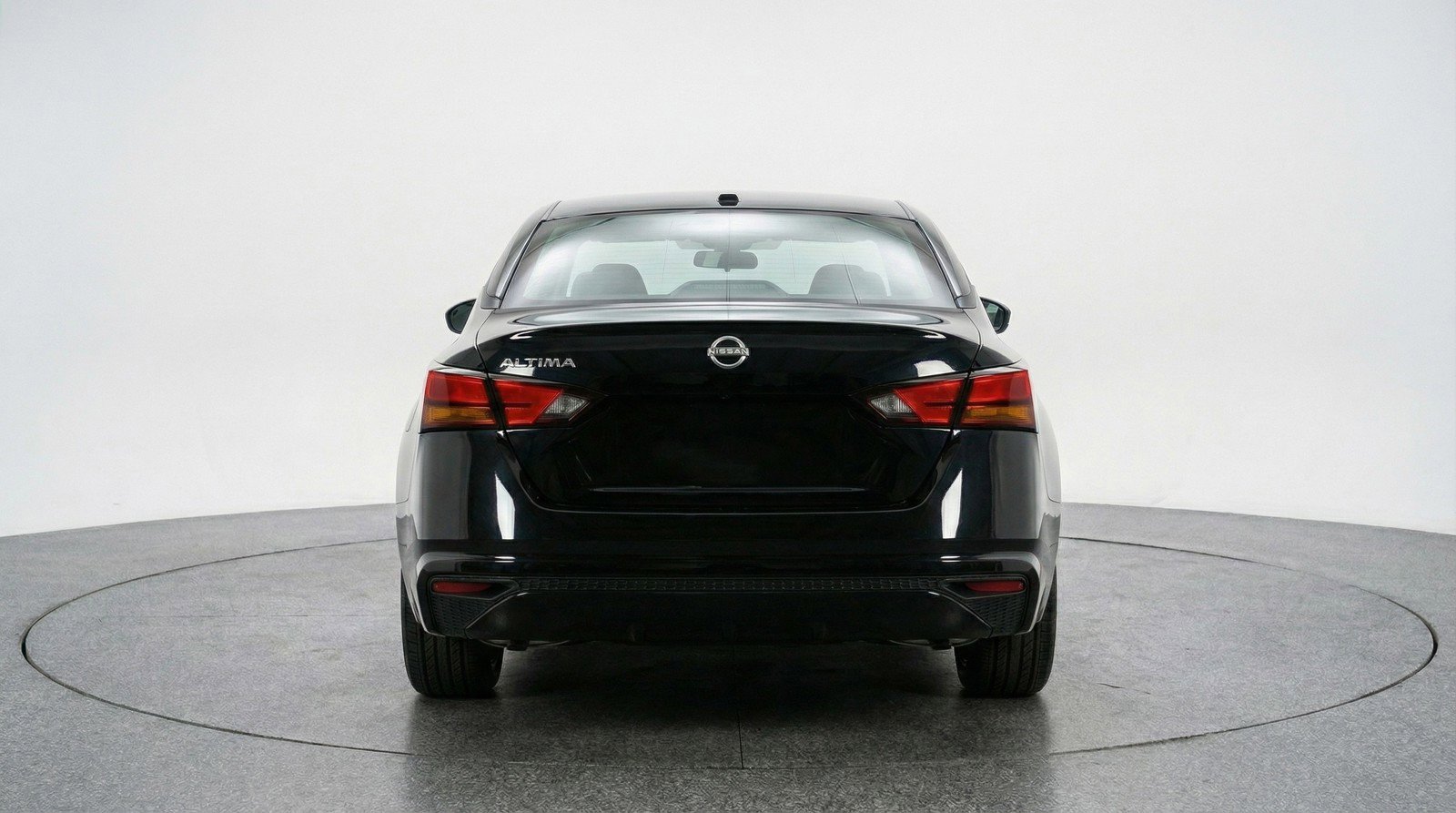 Used 2025 Nissan Altima 2.5 SV image 7