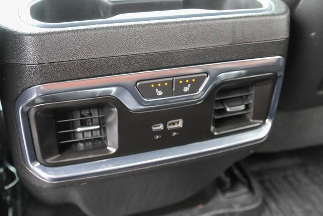 Used 2024 GMC Sierra 3500 Denali Ultimate AWD/4WD image 26