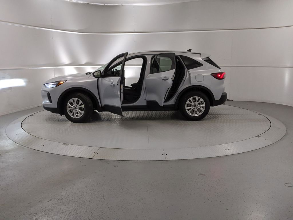 New 2026 Ford Escape Active image 11