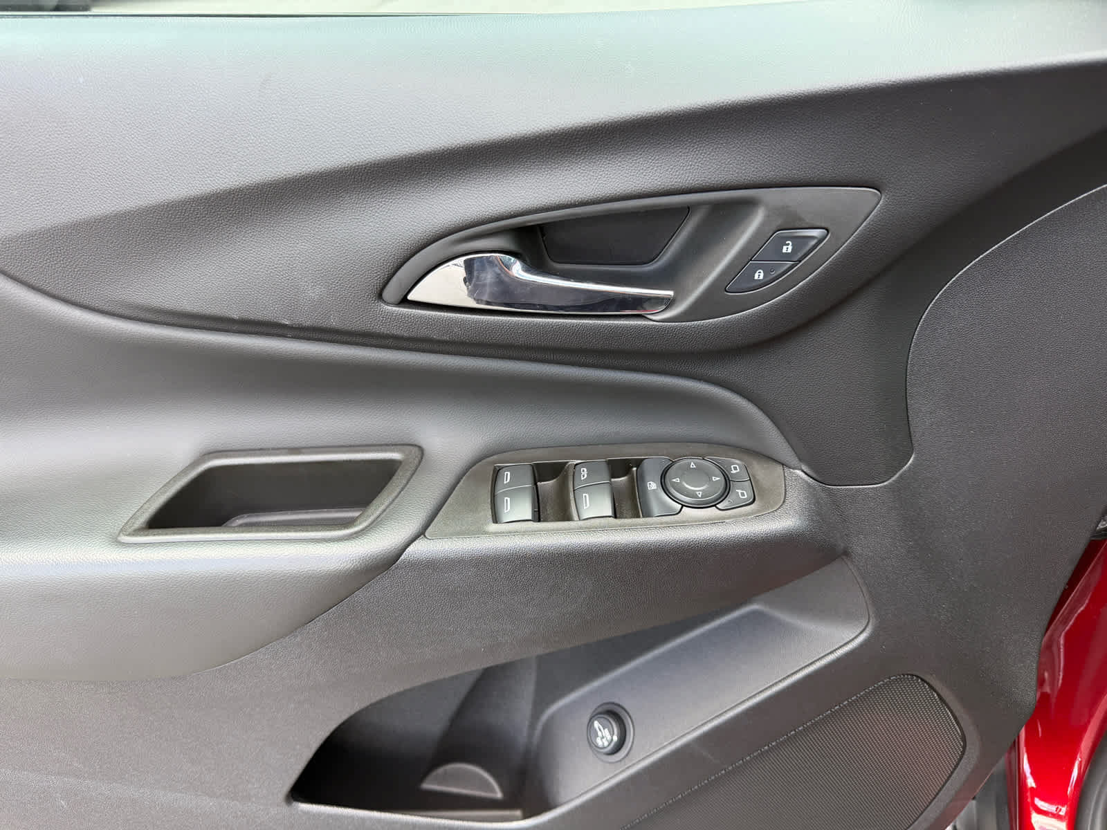 Used 2024 Chevrolet Equinox LT FWD image 13