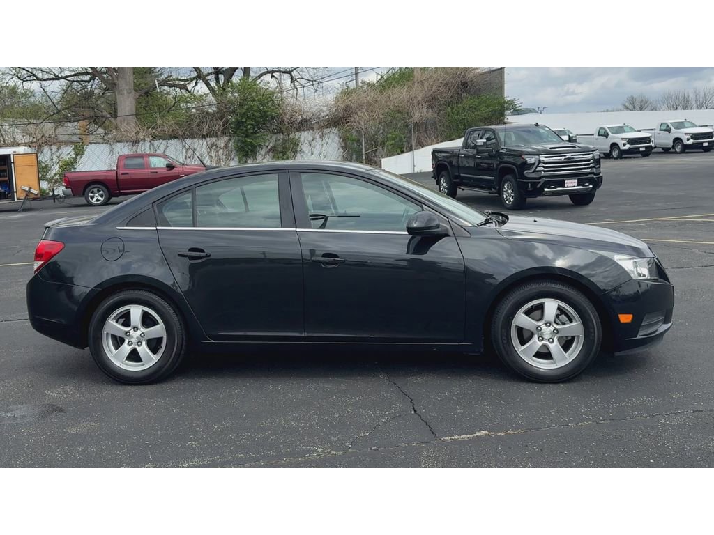 Used 2013 Chevrolet Cruze LT image 9