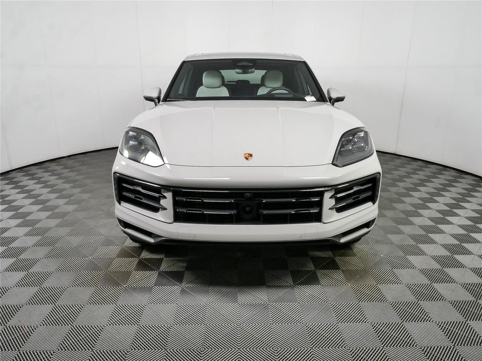 New 2026 Porsche Cayenne AWD/4WD image 37
