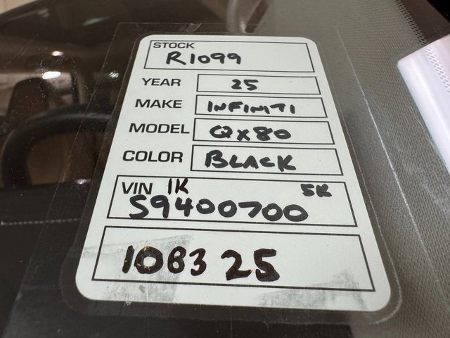 Used 2025 INFINITI QX80 Sensory image 35