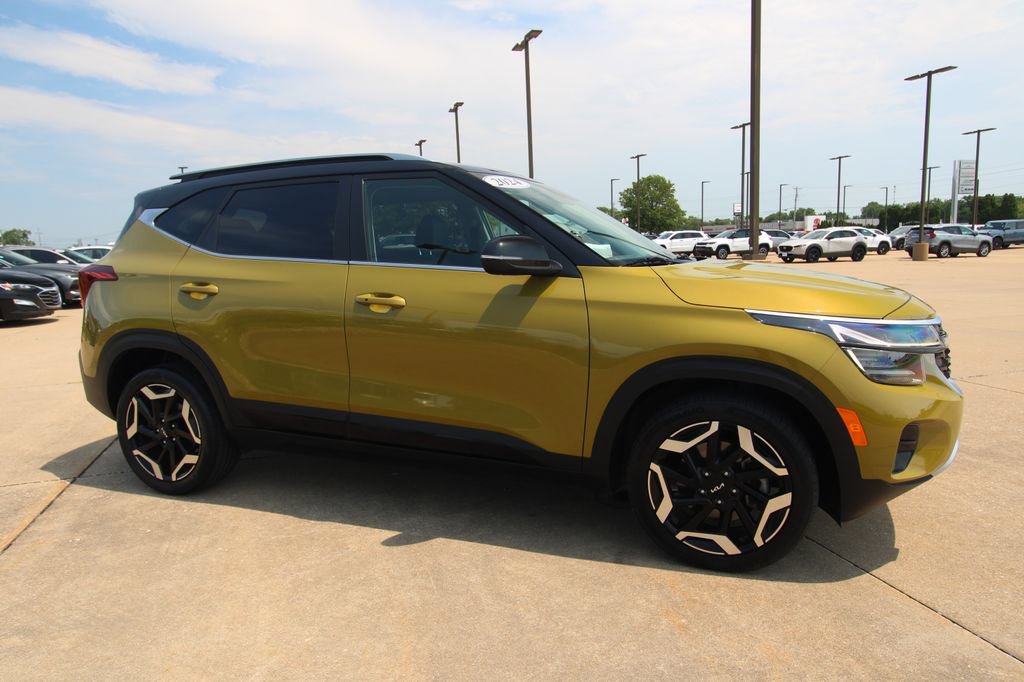 Used 2024 Kia Seltos SX AWD/4WD image 3