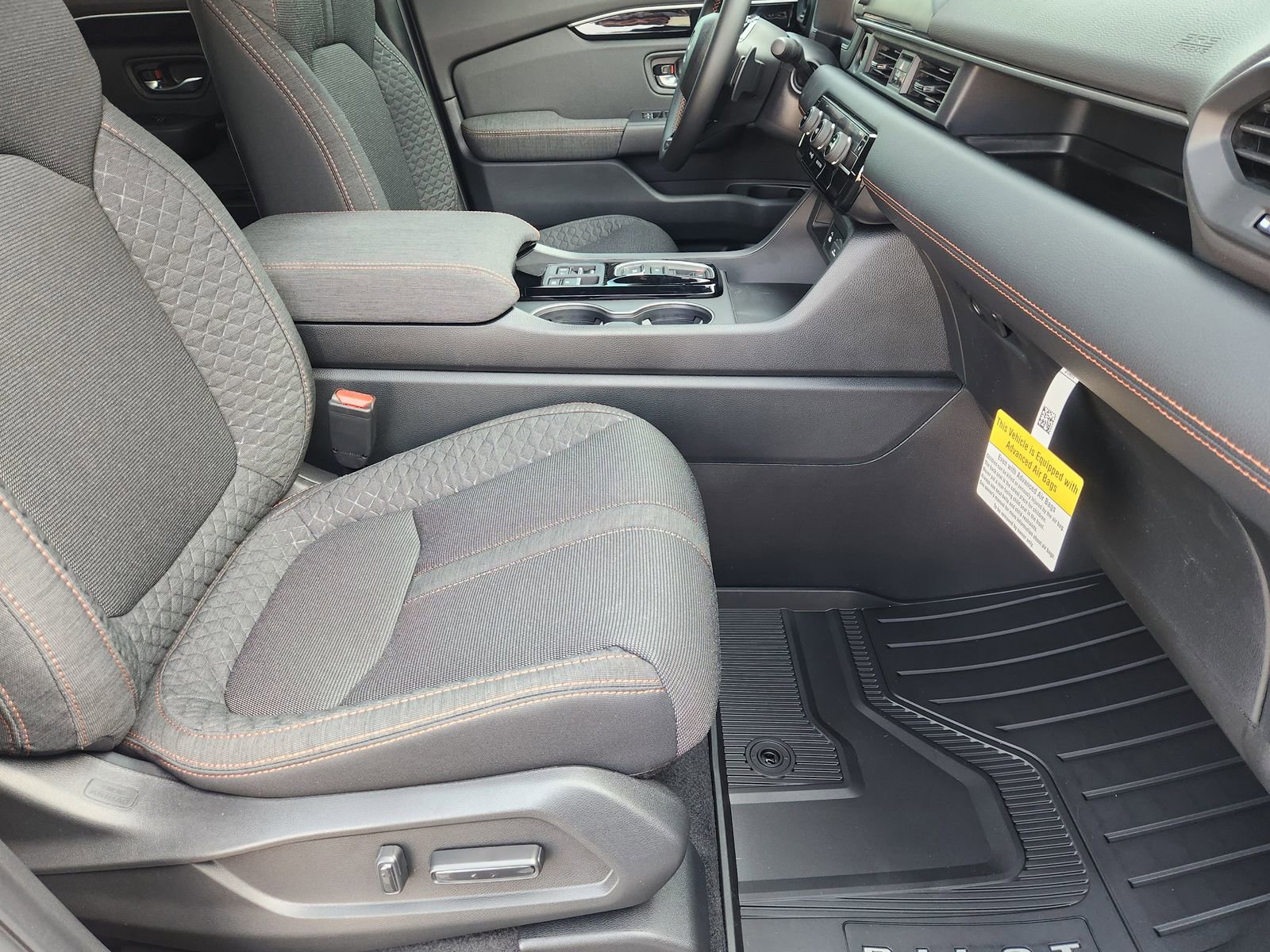 New 2026 Honda Pilot Sport image 17