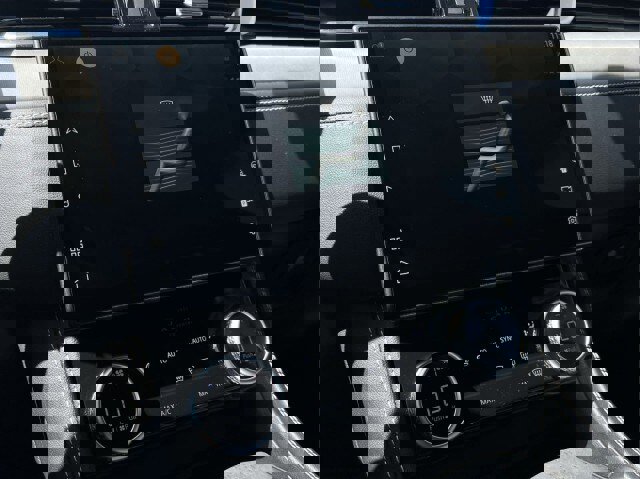 Certified 2025 Jaguar F-PACE R-Dynamic S image 29