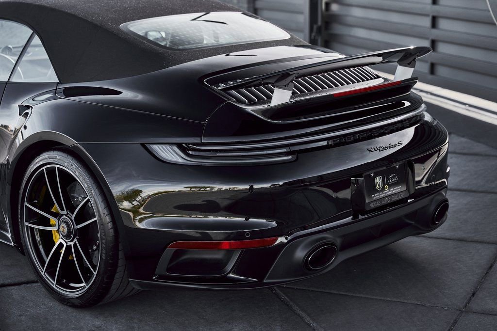 Used 2022 Porsche 911 Turbo S image 11