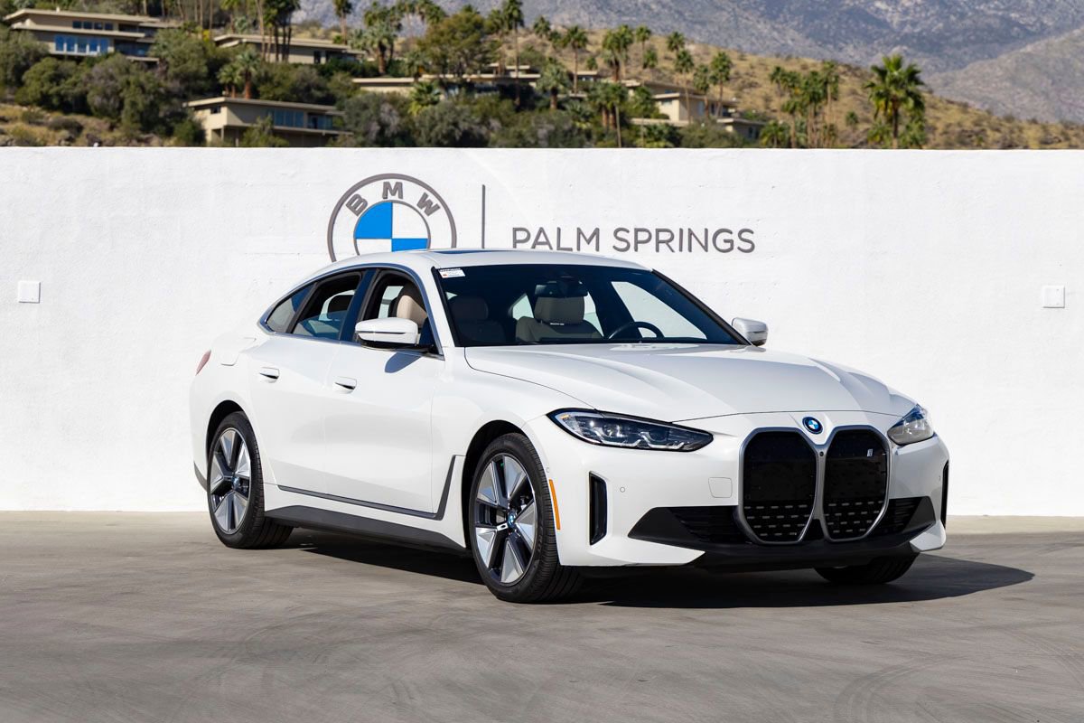 Certified 2023 BMW i4 eDrive35 w/ Premium Package image 2