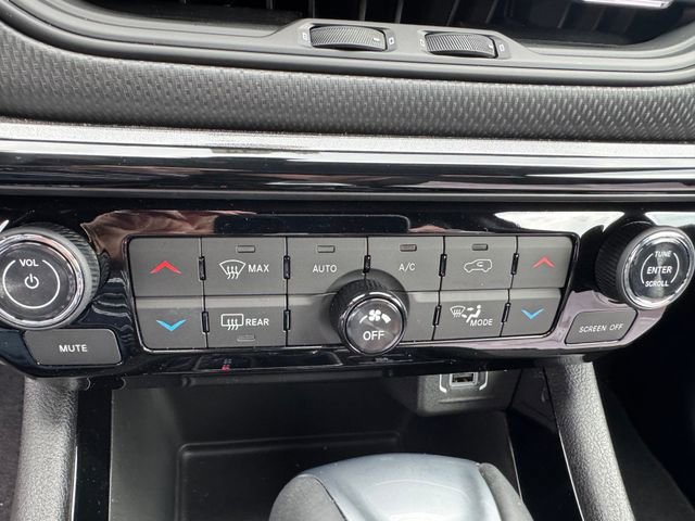 New 2026 Jeep Compass Limited image 36