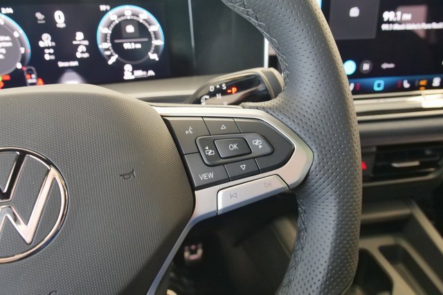 New 2026 Volkswagen Tiguan SE R-Line image 23