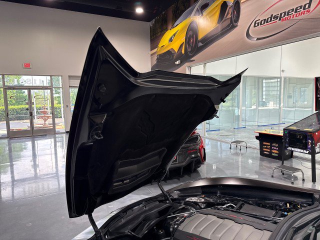 Used 2017 Chevrolet Corvette Grand Sport w/ Carbon Flash Badge Package RWD image 15