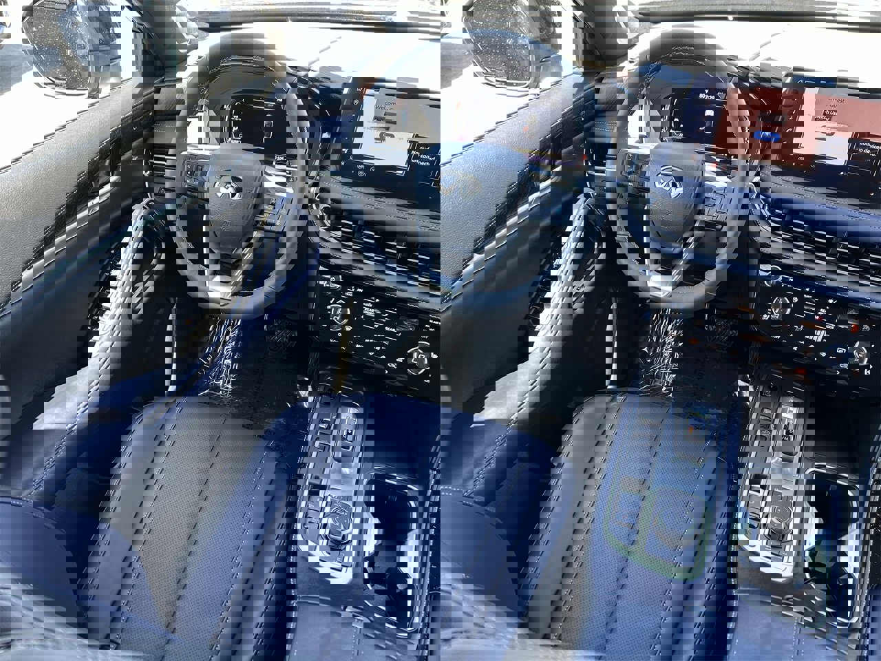 New 2026 INFINITI QX60 Luxe image 17