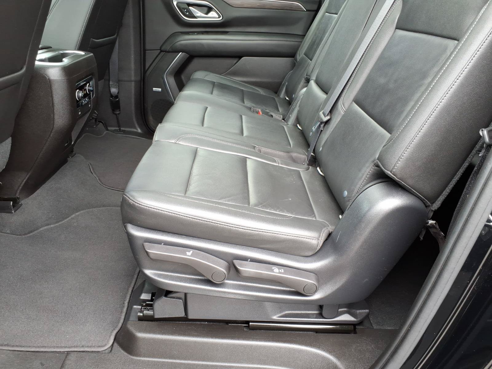 Certified 2021 Chevrolet Suburban LT AWD/4WD image 12