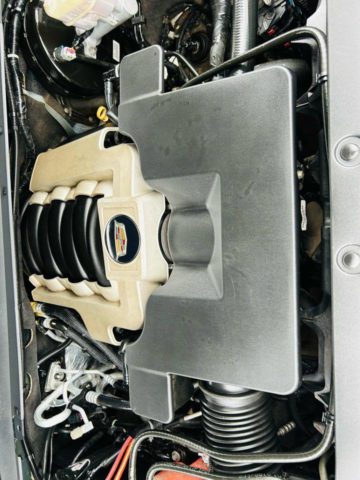 Used 2019 Cadillac Escalade Premium Luxury image 40