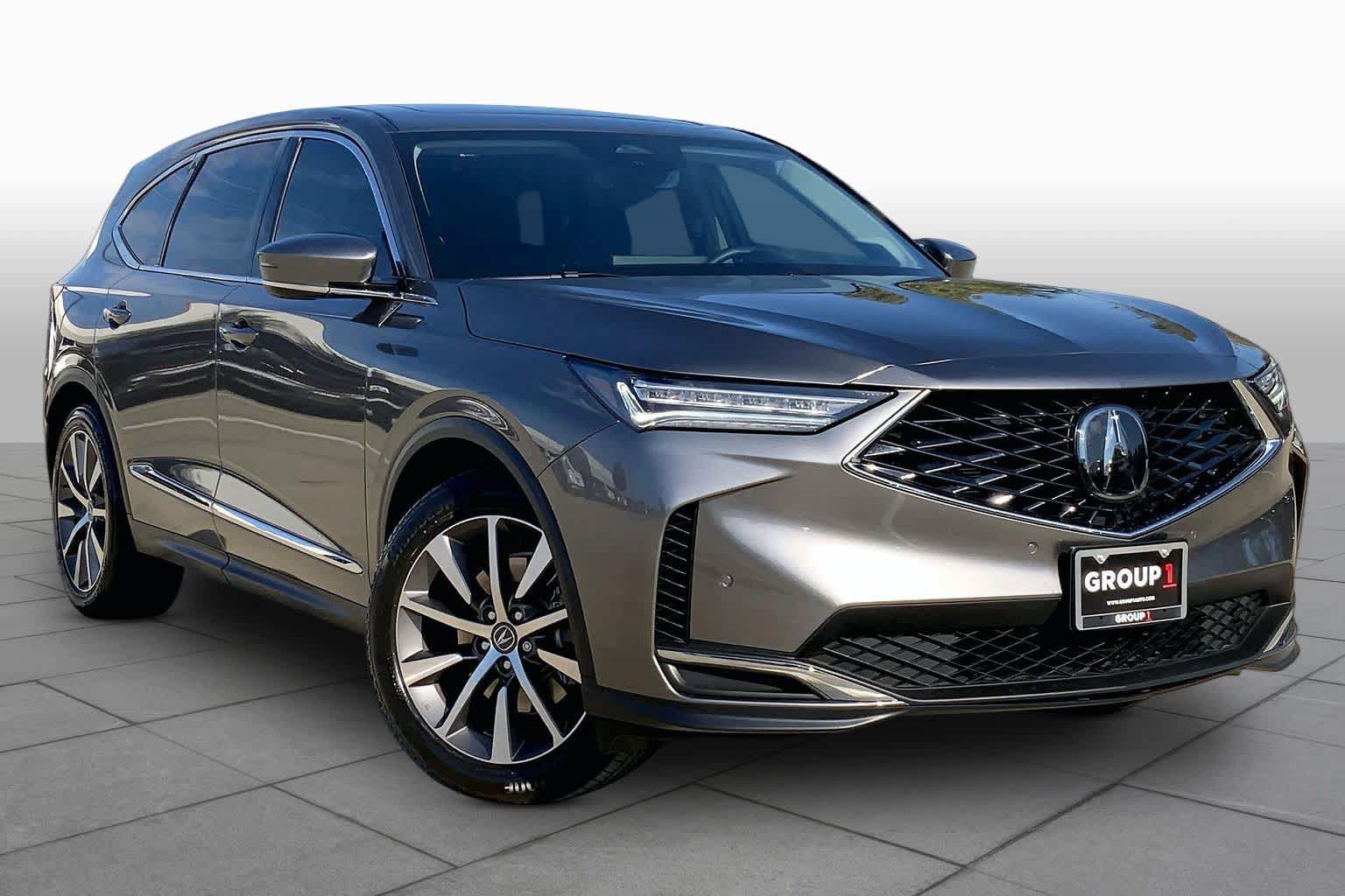Used 2025 Acura MDX w/ Technology Package FWD image 3
