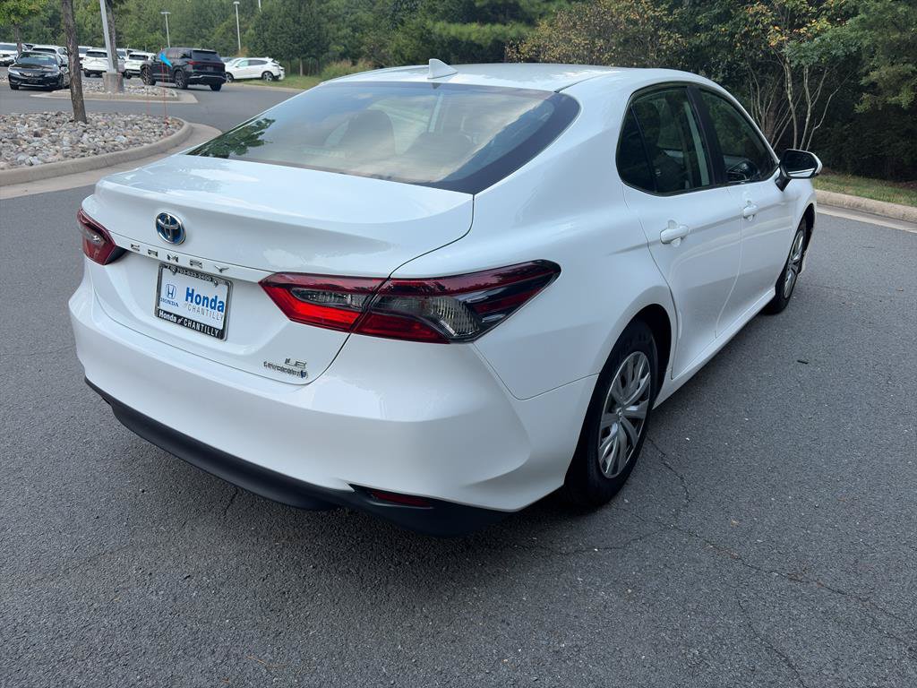 Used 2022 Toyota Camry LE FWD image 7