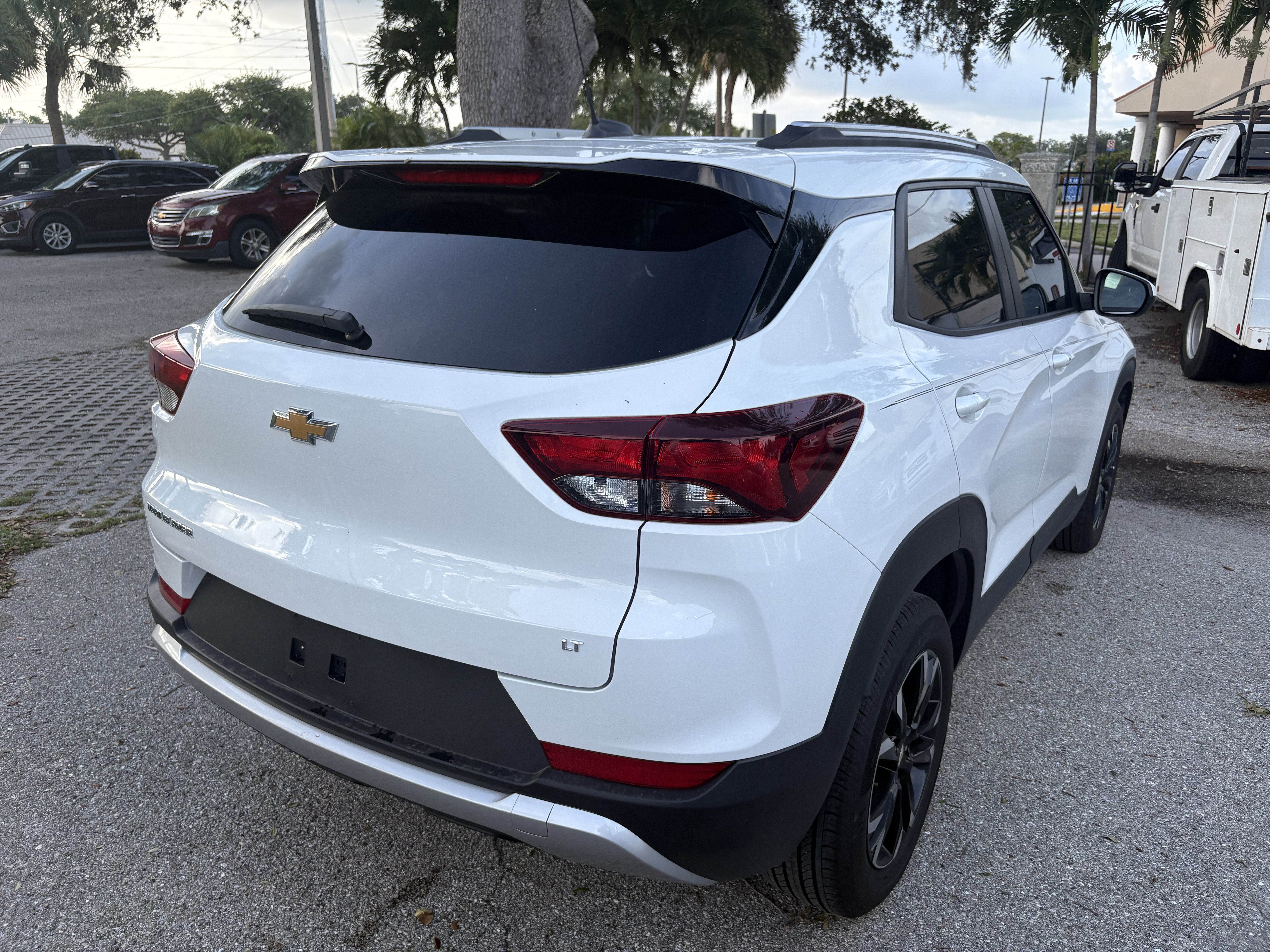 Certified 2023 Chevrolet TrailBlazer LT w/ Convenience Package FWD image 6