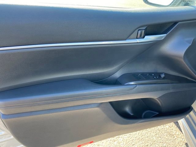 Used 2023 Toyota Camry SE FWD image 13