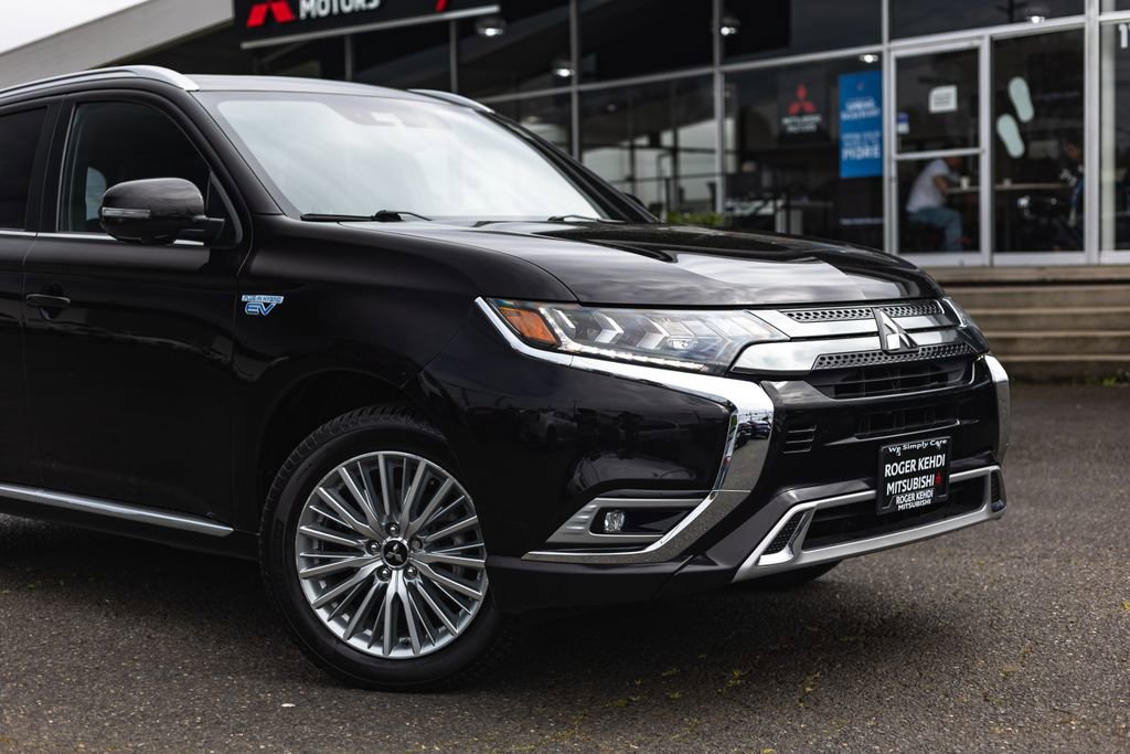 Used 2019 Mitsubishi Outlander GT image 3