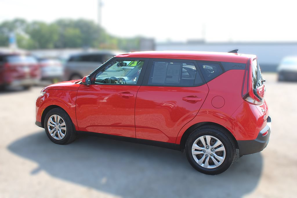 Certified 2021 Kia Soul LX FWD image 12