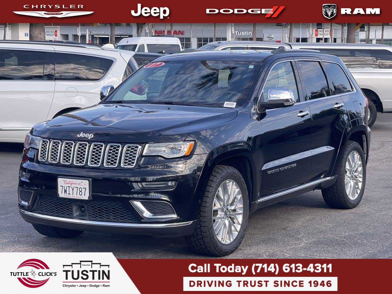 Used 2017 Jeep Grand Cherokee Summit AWD/4WD image 3
