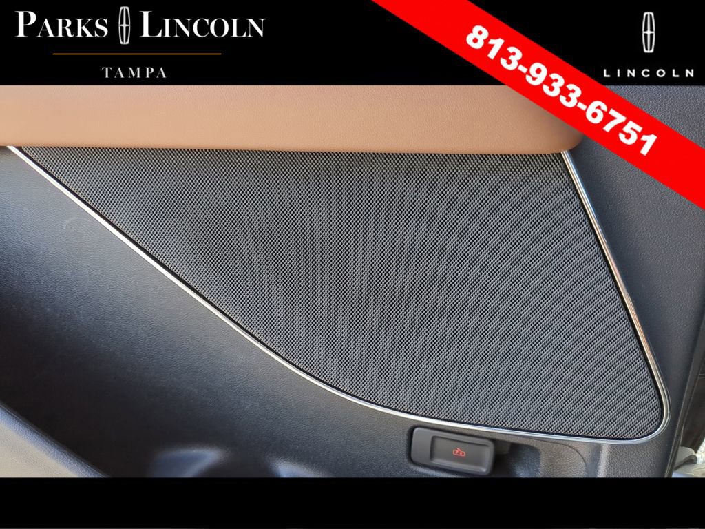 Used 2020 Lincoln Aviator Reserve RWD image 18