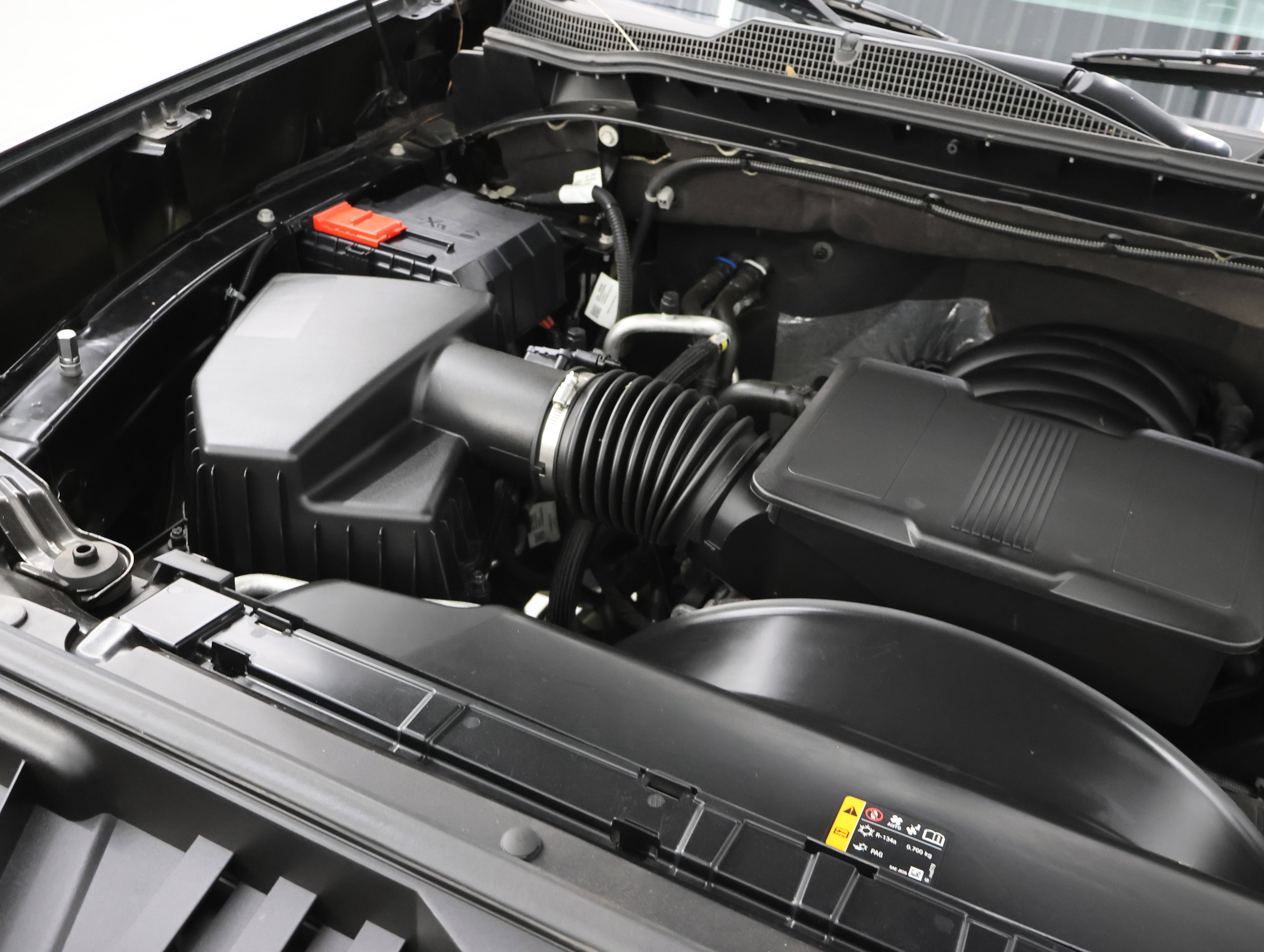Used 2024 Chevrolet Silverado 2500 LT AWD/4WD image 18