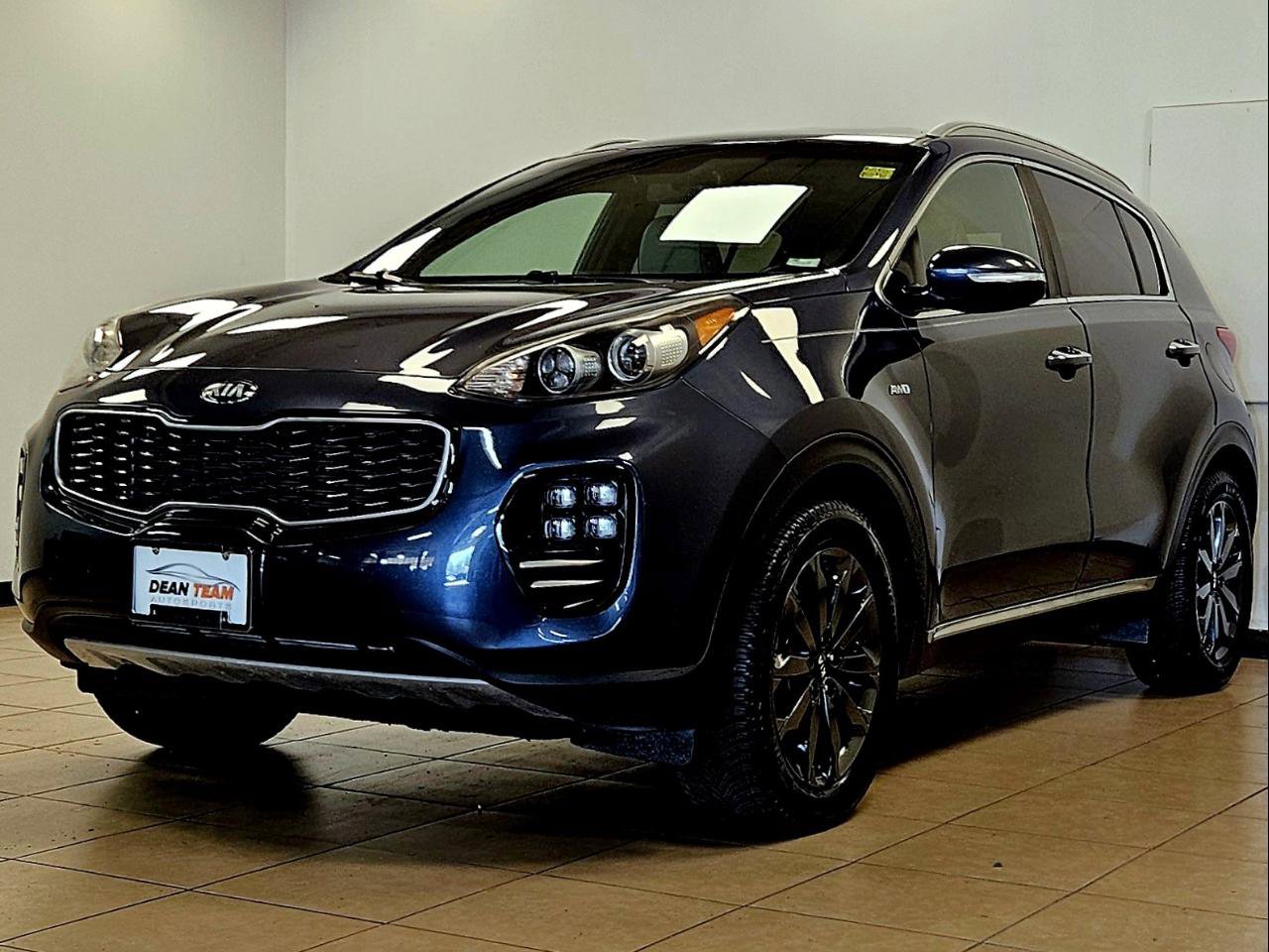 Used 2018 Kia Sportage EX w/ EX Sport Appearance Package image 3