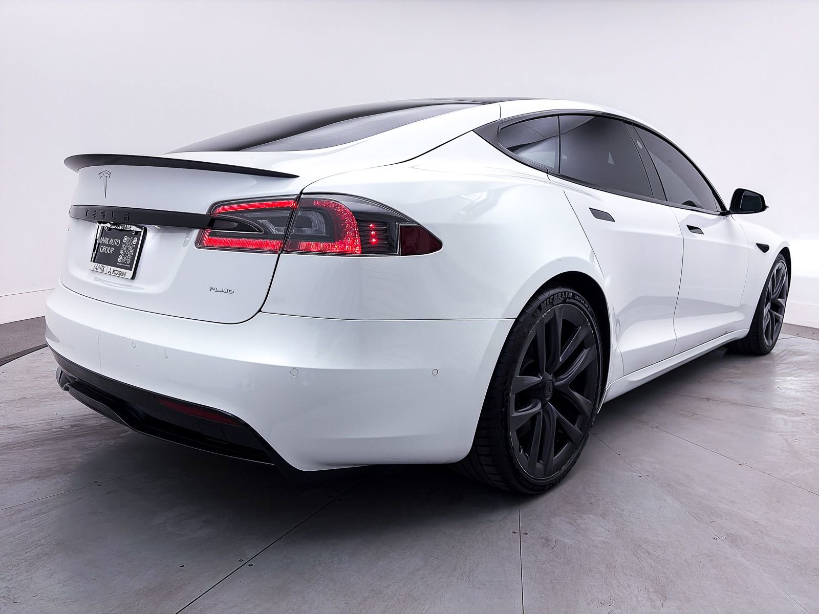 Used 2021 Tesla Model S Plaid AWD/4WD image 14