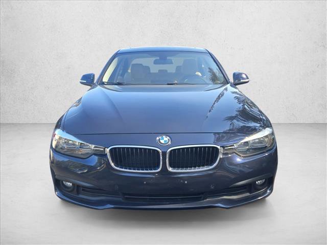 Used 2016 BMW 320i xDrive Sedan video 2