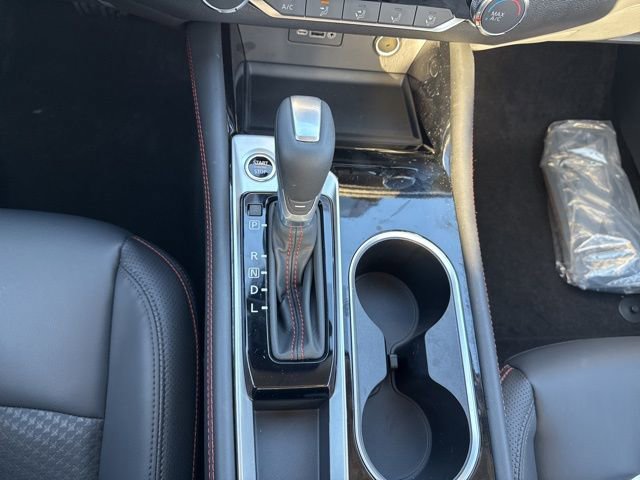 New 2025 Nissan Altima 2.5 SR image 12