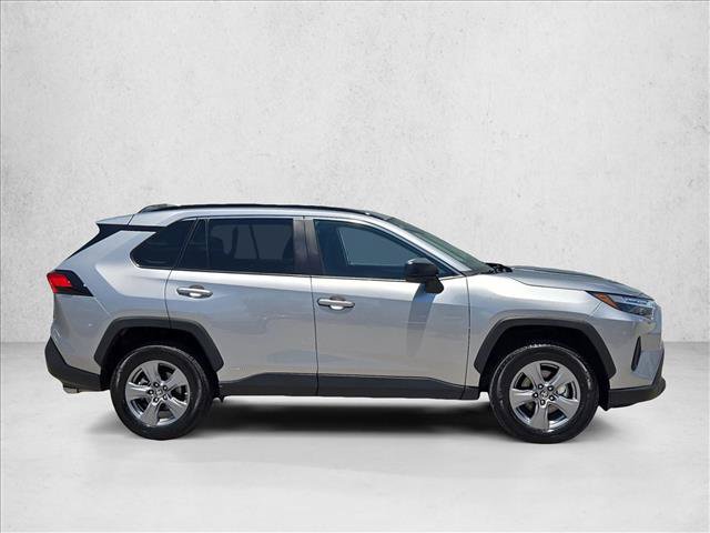 Used 2023 Toyota RAV4 LE AWD/4WD image 4