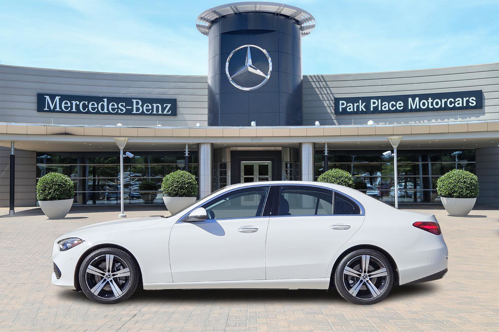 Certified 2025 Mercedes-Benz C 300 4MATIC Sedan image 3