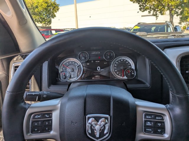Used 2015 RAM 1500 Laramie w/ Convenience Group AWD/4WD image 28